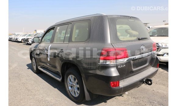 Buy Import Toyota Land Cruiser Black Car in Import - Dubai in Ali Sabieh Region Buy Import Toyota Land Cruiser Black Car in Import - Dubai in Ali Sabieh Region