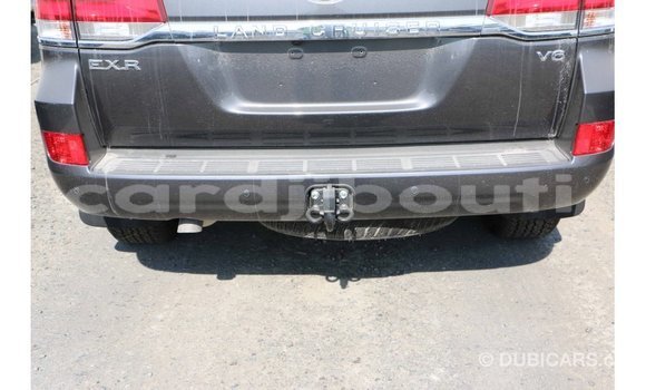 Buy Import Toyota Land Cruiser Black Car in Import - Dubai in Ali Sabieh Region Buy Import Toyota Land Cruiser Black Car in Import - Dubai in Ali Sabieh Region