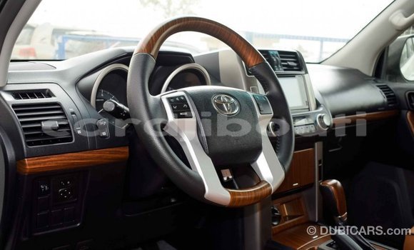 Buy Import Toyota Prado White Car in Import - Dubai in Ali Sabieh Region Buy Import Toyota Prado White Car in Import - Dubai in Ali Sabieh Region
