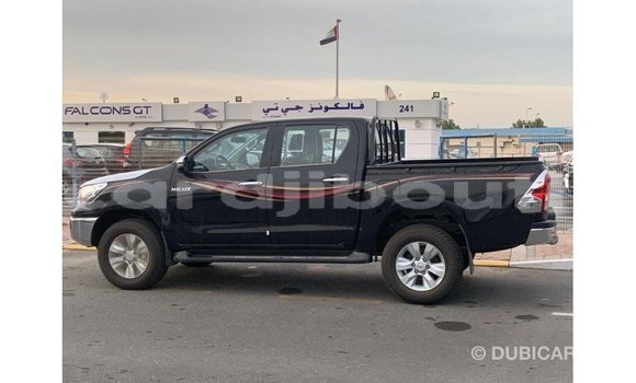 Acheter Import Voiture Toyota Hilux Noir à Import - Dubai, Ali Sabieh Region Acheter Import Voiture Toyota Hilux Noir à Import - Dubai, Ali Sabieh Region