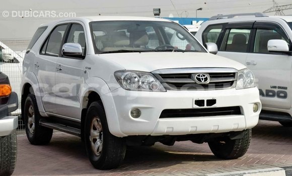 Buy Import Toyota Fortuner White Car in Import - Dubai in Ali Sabieh Region Buy Import Toyota Fortuner White Car in Import - Dubai in Ali Sabieh Region