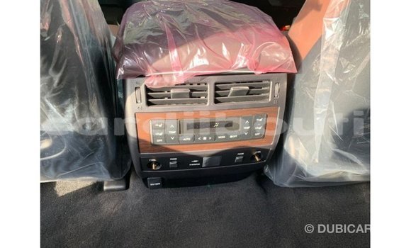 Acheter Import Voiture Toyota Land Cruiser Noir à Import - Dubai, Ali Sabieh Region Acheter Import Voiture Toyota Land Cruiser Noir à Import - Dubai, Ali Sabieh Region