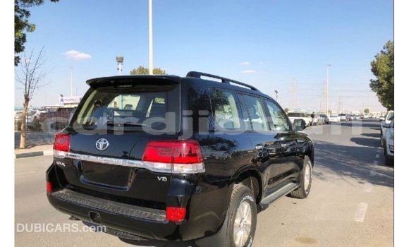 Acheter Import Voiture Toyota Land Cruiser Noir à Import - Dubai, Ali Sabieh Region Acheter Import Voiture Toyota Land Cruiser Noir à Import - Dubai, Ali Sabieh Region