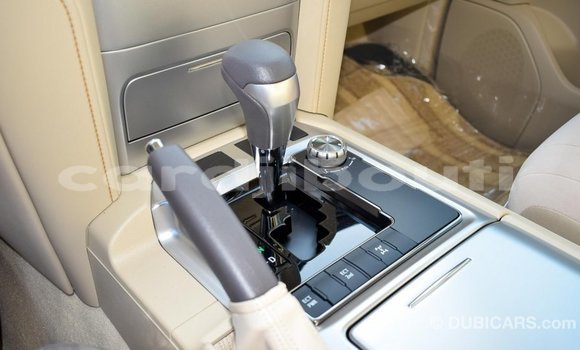 Buy Import Toyota Land Cruiser Black Car in Import - Dubai in Ali Sabieh Region Buy Import Toyota Land Cruiser Black Car in Import - Dubai in Ali Sabieh Region