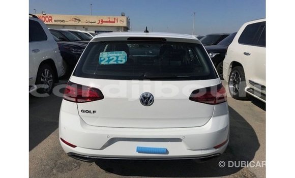 Acheter Import Voiture Volkswagen Golf Blanc à Import - Dubai, Ali Sabieh Region Acheter Import Voiture Volkswagen Golf Blanc à Import - Dubai, Ali Sabieh Region