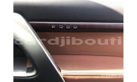 Acheter Import Voiture Toyota Land Cruiser Autre à Import - Dubai, Ali Sabieh Region Acheter Import Voiture Toyota Land Cruiser Autre à Import - Dubai, Ali Sabieh Region