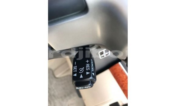 Acheter Import Voiture Toyota Land Cruiser Noir à Import - Dubai, Ali Sabieh Region Acheter Import Voiture Toyota Land Cruiser Noir à Import - Dubai, Ali Sabieh Region