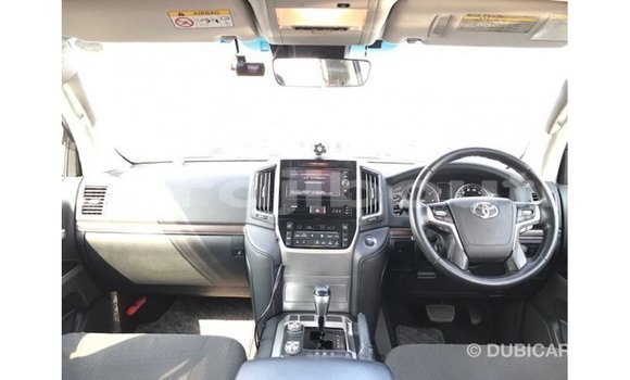 Acheter Import Voiture Toyota Land Cruiser Autre à Import - Dubai, Ali Sabieh Region Acheter Import Voiture Toyota Land Cruiser Autre à Import - Dubai, Ali Sabieh Region