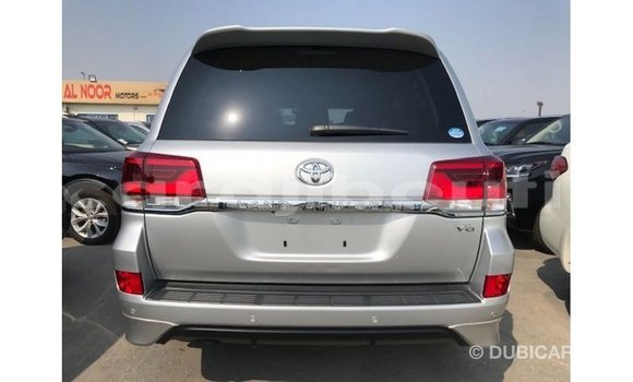 Acheter Import Voiture Toyota Land Cruiser Autre à Import - Dubai, Ali Sabieh Region Acheter Import Voiture Toyota Land Cruiser Autre à Import - Dubai, Ali Sabieh Region