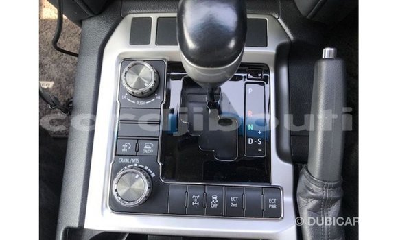 Acheter Import Voiture Toyota Land Cruiser Autre à Import - Dubai, Ali Sabieh Region Acheter Import Voiture Toyota Land Cruiser Autre à Import - Dubai, Ali Sabieh Region