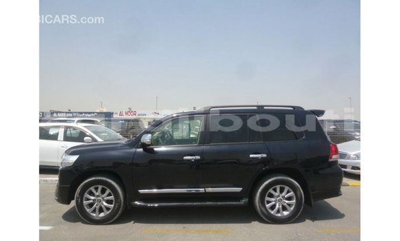 Acheter Import Voiture Toyota Land Cruiser Noir à Import - Dubai, Ali Sabieh Region Acheter Import Voiture Toyota Land Cruiser Noir à Import - Dubai, Ali Sabieh Region