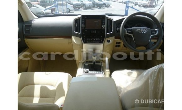 Acheter Import Voiture Toyota Land Cruiser Autre à Import - Dubai, Ali Sabieh Region Acheter Import Voiture Toyota Land Cruiser Autre à Import - Dubai, Ali Sabieh Region