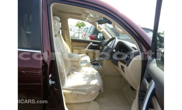 Acheter Import Voiture Toyota Land Cruiser Autre à Import - Dubai, Ali Sabieh Region Acheter Import Voiture Toyota Land Cruiser Autre à Import - Dubai, Ali Sabieh Region