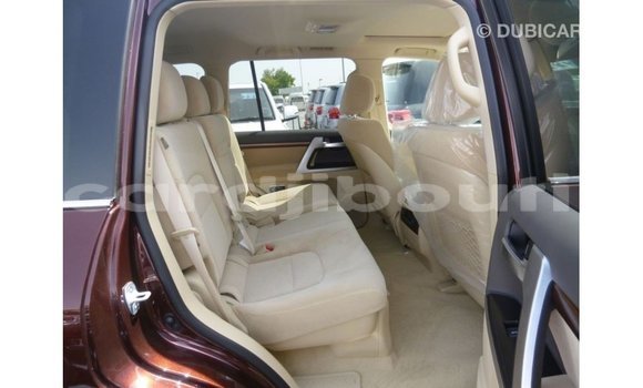 Acheter Import Voiture Toyota Land Cruiser Autre à Import - Dubai, Ali Sabieh Region Acheter Import Voiture Toyota Land Cruiser Autre à Import - Dubai, Ali Sabieh Region
