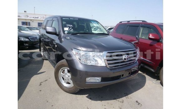 Acheter Import Voiture Toyota Land Cruiser Autre à Import - Dubai, Ali Sabieh Region Acheter Import Voiture Toyota Land Cruiser Autre à Import - Dubai, Ali Sabieh Region