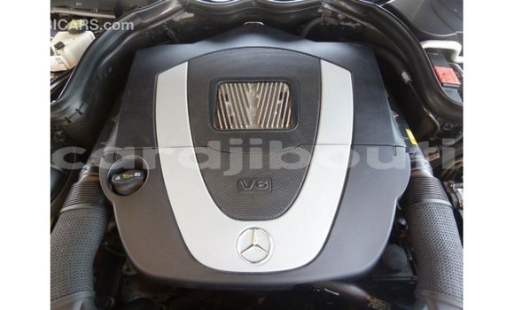 Acheter Import Voiture Mercedes-Benz 190 Autre à Import - Dubai, Ali Sabieh Region Acheter Import Voiture Mercedes-Benz 190 Autre à Import - Dubai, Ali Sabieh Region