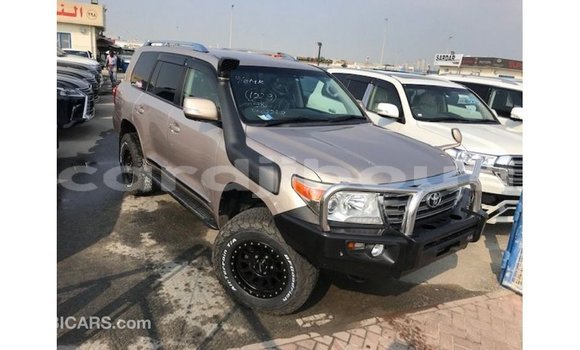 Acheter Import Voiture Toyota Land Cruiser Autre à Import - Dubai, Ali Sabieh Region Acheter Import Voiture Toyota Land Cruiser Autre à Import - Dubai, Ali Sabieh Region