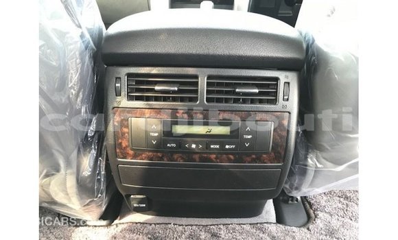 Acheter Import Voiture Toyota Land Cruiser Autre à Import - Dubai, Ali Sabieh Region Acheter Import Voiture Toyota Land Cruiser Autre à Import - Dubai, Ali Sabieh Region