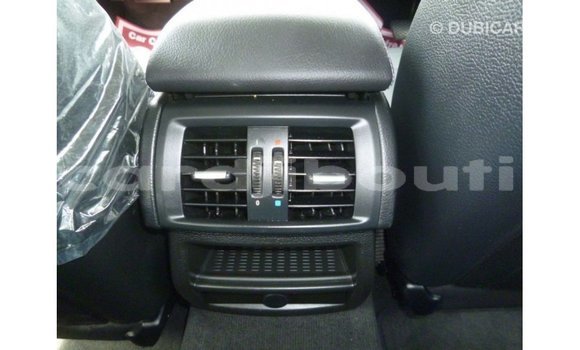 Acheter Import Voiture BMW X3 Rouge à Import - Dubai, Ali Sabieh Region Acheter Import Voiture BMW X3 Rouge à Import - Dubai, Ali Sabieh Region