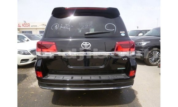 Acheter Import Voiture Toyota Land Cruiser Noir à Import - Dubai, Ali Sabieh Region Acheter Import Voiture Toyota Land Cruiser Noir à Import - Dubai, Ali Sabieh Region