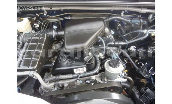 Acheter Import Voiture Toyota Prado Bleu à Import - Dubai, Ali Sabieh Region Acheter Import Voiture Toyota Prado Bleu à Import - Dubai, Ali Sabieh Region