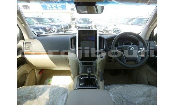 Acheter Import Voiture Toyota Land Cruiser Marron à Import - Dubai, Ali Sabieh Region Acheter Import Voiture Toyota Land Cruiser Marron à Import - Dubai, Ali Sabieh Region