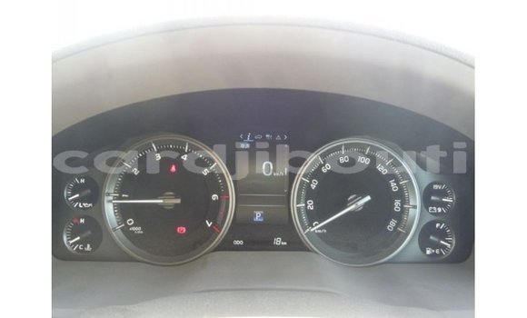 Acheter Import Voiture Toyota Land Cruiser Noir à Import - Dubai, Ali Sabieh Region Acheter Import Voiture Toyota Land Cruiser Noir à Import - Dubai, Ali Sabieh Region