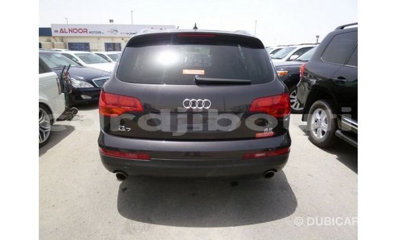 Acheter Import Voiture Audi Q7 Noir à Import - Dubai, Ali Sabieh Region Acheter Import Voiture Audi Q7 Noir à Import - Dubai, Ali Sabieh Region