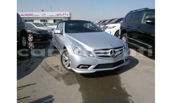 Acheter Import Voiture Mercedes-Benz 250 Autre à Import - Dubai, Ali Sabieh Region Acheter Import Voiture Mercedes-Benz 250 Autre à Import - Dubai, Ali Sabieh Region