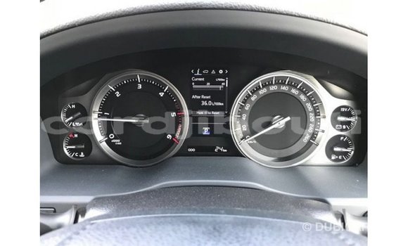 Acheter Import Voiture Toyota Land Cruiser Blanc à Import - Dubai, Ali Sabieh Region Acheter Import Voiture Toyota Land Cruiser Blanc à Import - Dubai, Ali Sabieh Region