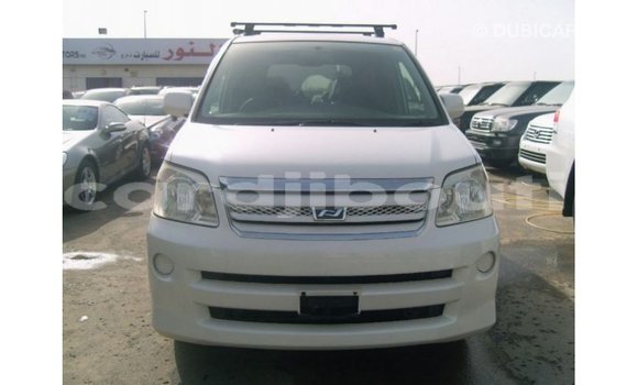 Acheter Import Voiture Toyota Noah Blanc à Import - Dubai, Ali Sabieh Region Acheter Import Voiture Toyota Noah Blanc à Import - Dubai, Ali Sabieh Region