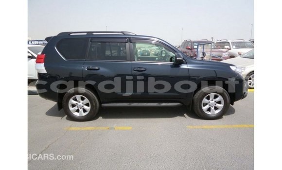 Acheter Import Voiture Toyota Prado Bleu à Import - Dubai, Ali Sabieh Region Acheter Import Voiture Toyota Prado Bleu à Import - Dubai, Ali Sabieh Region