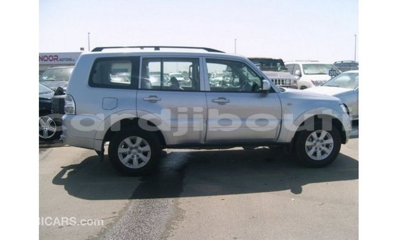 Acheter Import Voiture Mitsubishi Pajero Autre à Import - Dubai, Ali Sabieh Region Acheter Import Voiture Mitsubishi Pajero Autre à Import - Dubai, Ali Sabieh Region