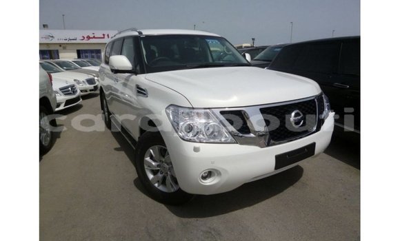 Acheter Import Voiture Nissan Patrol Blanc à Import - Dubai, Ali Sabieh Region Acheter Import Voiture Nissan Patrol Blanc à Import - Dubai, Ali Sabieh Region
