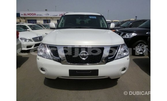 Acheter Import Voiture Nissan Patrol Blanc à Import - Dubai, Ali Sabieh Region Acheter Import Voiture Nissan Patrol Blanc à Import - Dubai, Ali Sabieh Region