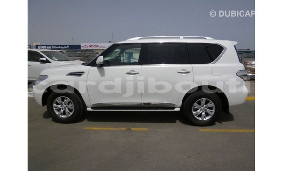 Acheter Import Voiture Nissan Patrol Blanc à Import - Dubai, Ali Sabieh Region Acheter Import Voiture Nissan Patrol Blanc à Import - Dubai, Ali Sabieh Region