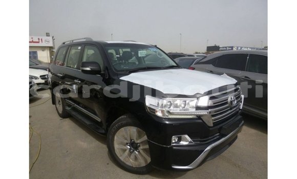 Acheter Import Voiture Toyota Land Cruiser Noir à Import - Dubai, Ali Sabieh Region Acheter Import Voiture Toyota Land Cruiser Noir à Import - Dubai, Ali Sabieh Region