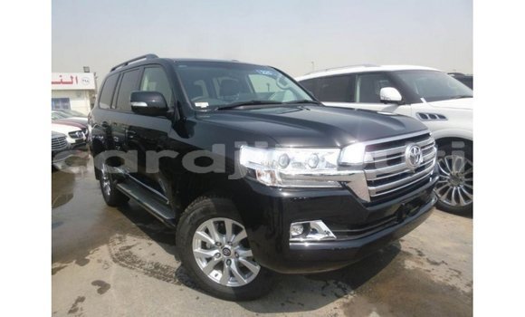 Acheter Import Voiture Toyota Land Cruiser Noir à Import - Dubai, Ali Sabieh Region Acheter Import Voiture Toyota Land Cruiser Noir à Import - Dubai, Ali Sabieh Region