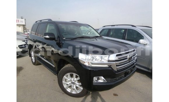 Acheter Import Voiture Toyota Land Cruiser Noir à Import - Dubai, Ali Sabieh Region Acheter Import Voiture Toyota Land Cruiser Noir à Import - Dubai, Ali Sabieh Region