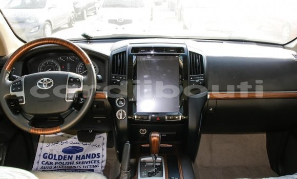 Buy Import Toyota Land Cruiser Other Car in Import - Dubai in Ali Sabieh Region Buy Import Toyota Land Cruiser Other Car in Import - Dubai in Ali Sabieh Region