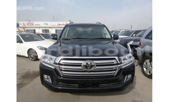 Acheter Import Voiture Toyota Land Cruiser Noir à Import - Dubai, Ali Sabieh Region Acheter Import Voiture Toyota Land Cruiser Noir à Import - Dubai, Ali Sabieh Region