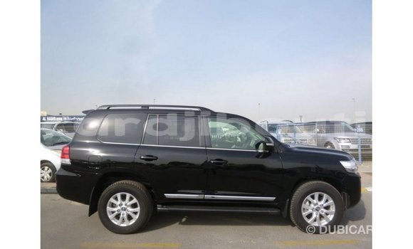 Acheter Import Voiture Toyota Land Cruiser Noir à Import - Dubai, Ali Sabieh Region Acheter Import Voiture Toyota Land Cruiser Noir à Import - Dubai, Ali Sabieh Region