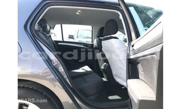 Acheter Import Voiture Volkswagen Golf Autre à Import - Dubai, Ali Sabieh Region Acheter Import Voiture Volkswagen Golf Autre à Import - Dubai, Ali Sabieh Region