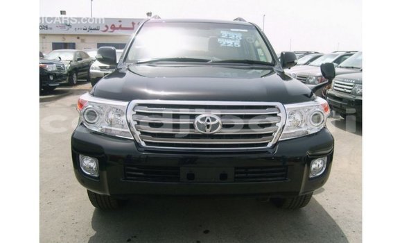 Acheter Import Voiture Toyota Land Cruiser Noir à Import - Dubai, Ali Sabieh Region Acheter Import Voiture Toyota Land Cruiser Noir à Import - Dubai, Ali Sabieh Region