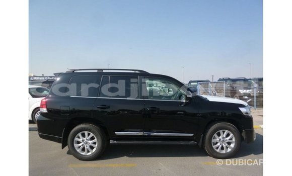 Acheter Import Voiture Toyota Land Cruiser Noir à Import - Dubai, Ali Sabieh Region Acheter Import Voiture Toyota Land Cruiser Noir à Import - Dubai, Ali Sabieh Region