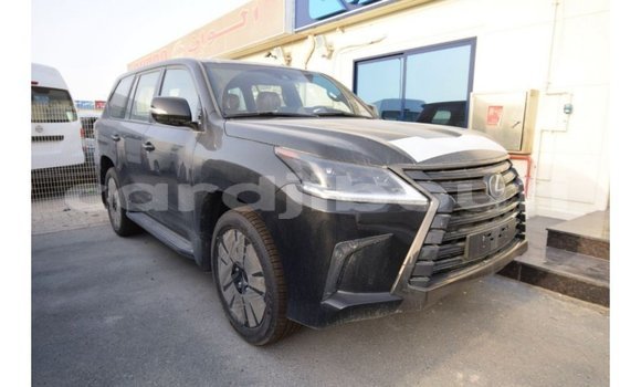 Acheter Import Voiture Lexus LX Noir à Import - Dubai, Ali Sabieh Region Acheter Import Voiture Lexus LX Noir à Import - Dubai, Ali Sabieh Region