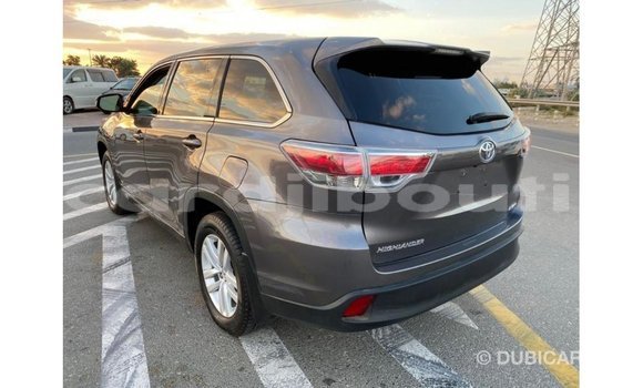 Buy Import Toyota Highlander Other Car in Import - Dubai in Ali Sabieh Region Buy Import Toyota Highlander Other Car in Import - Dubai in Ali Sabieh Region