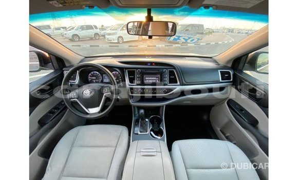 Buy Import Toyota Highlander Other Car in Import - Dubai in Ali Sabieh Region Buy Import Toyota Highlander Other Car in Import - Dubai in Ali Sabieh Region