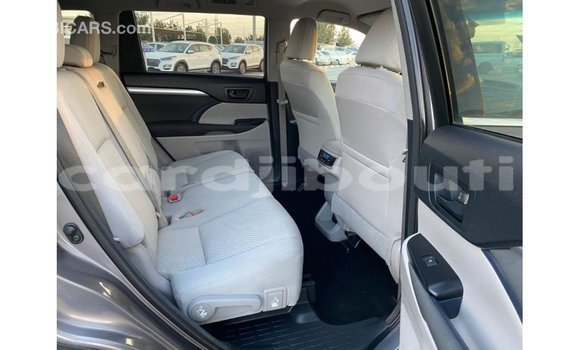 Buy Import Toyota Highlander Other Car in Import - Dubai in Ali Sabieh Region Buy Import Toyota Highlander Other Car in Import - Dubai in Ali Sabieh Region