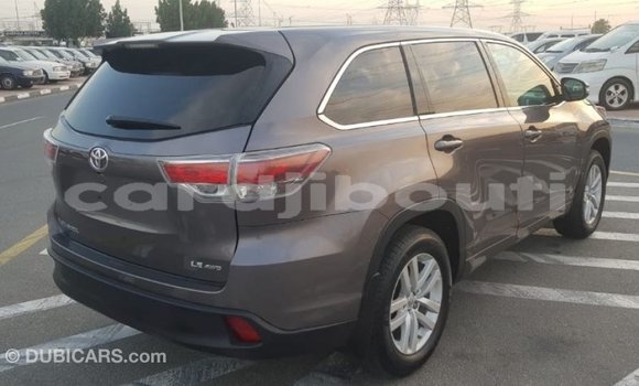 Buy Import Toyota Highlander Other Car in Import - Dubai in Ali Sabieh Region Buy Import Toyota Highlander Other Car in Import - Dubai in Ali Sabieh Region